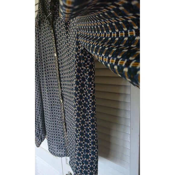 Max Studio Women’s Shirt - Size Large - Classic & Polished Top - Picture 6 of 10